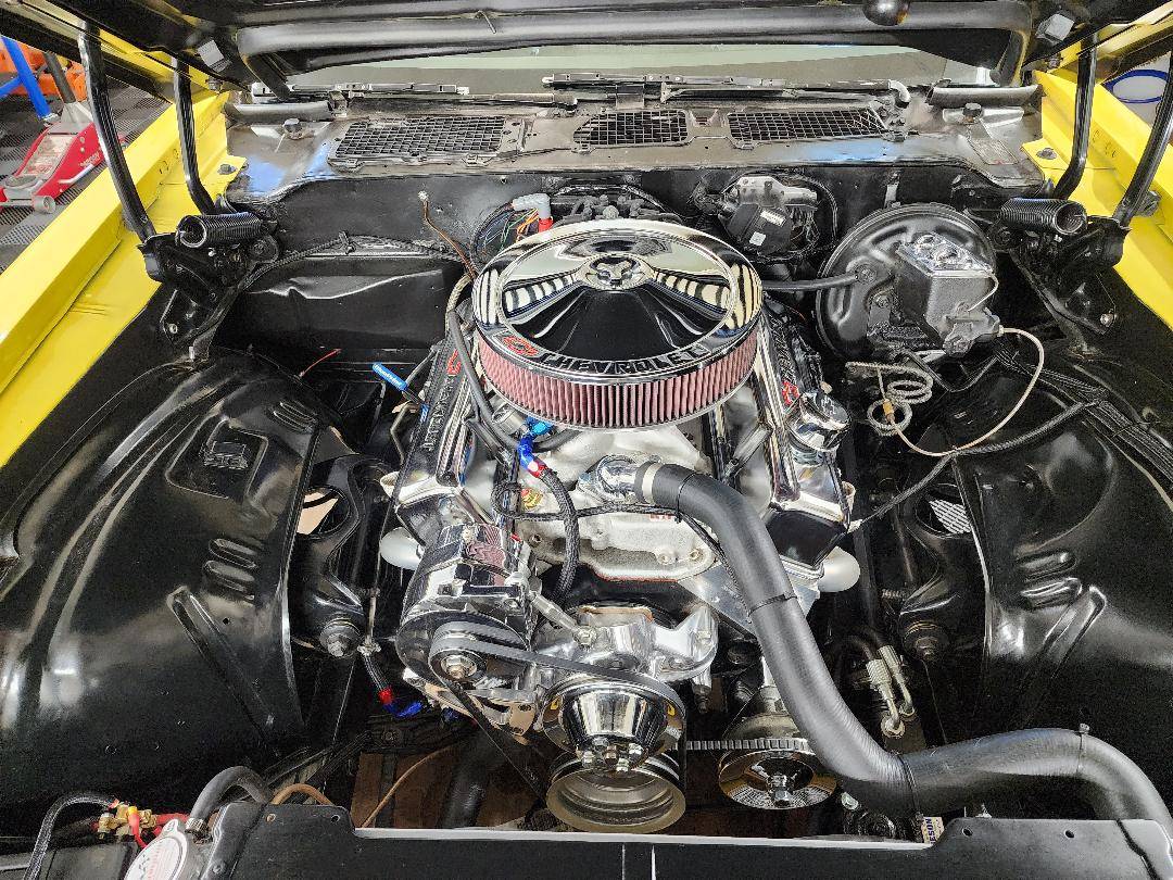Chevrolet-Camaro-z28-1971-yellow-12