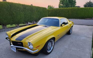 Chevrolet-Camaro-z28-1971-yellow-9
