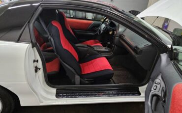 Chevrolet-Camaro-z28-1994-white-10