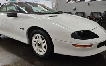 Chevrolet-Camaro-z28-1994-white-4