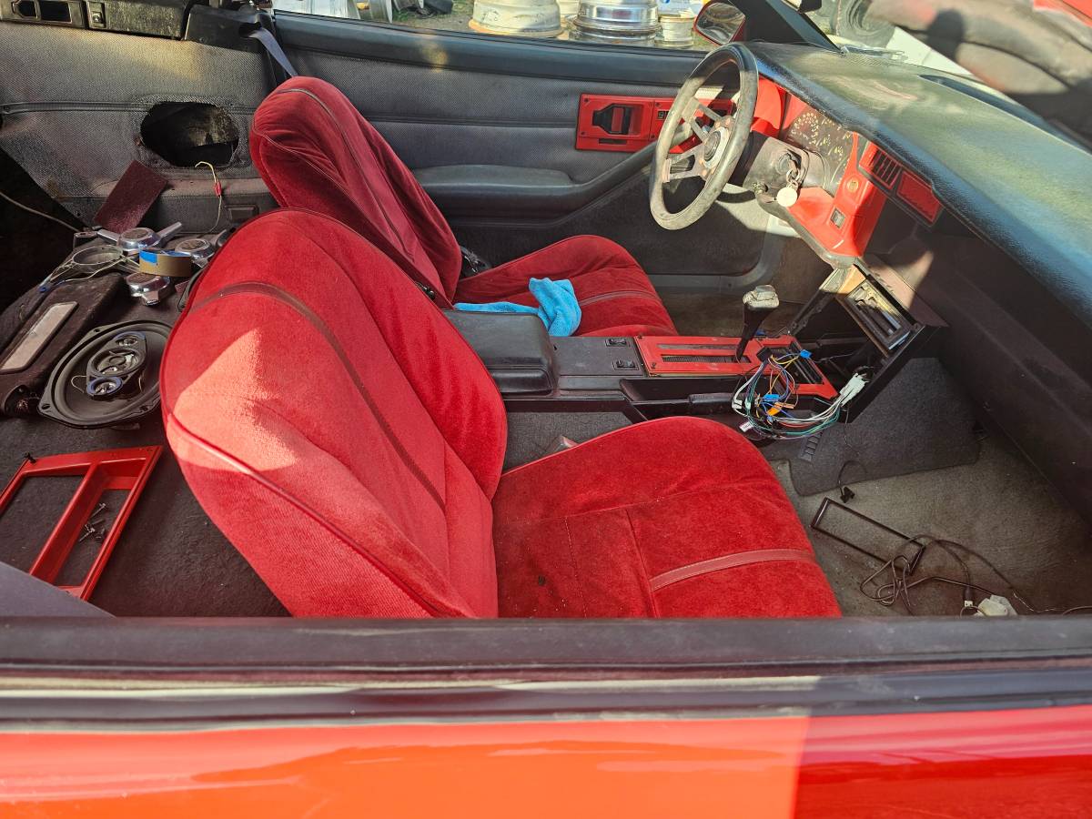 Chevrolet-Camaro-z28-convertible-1991-red-5