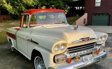 Chevrolet-Cameo-Carrier-1958
