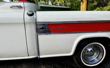 Chevrolet-Cameo-Carrier-1958-8