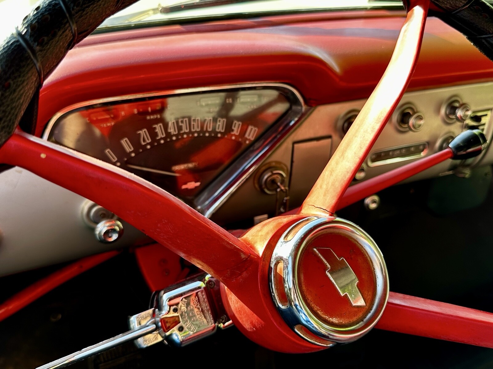 Chevrolet-Cameo-Carrier-1958-9