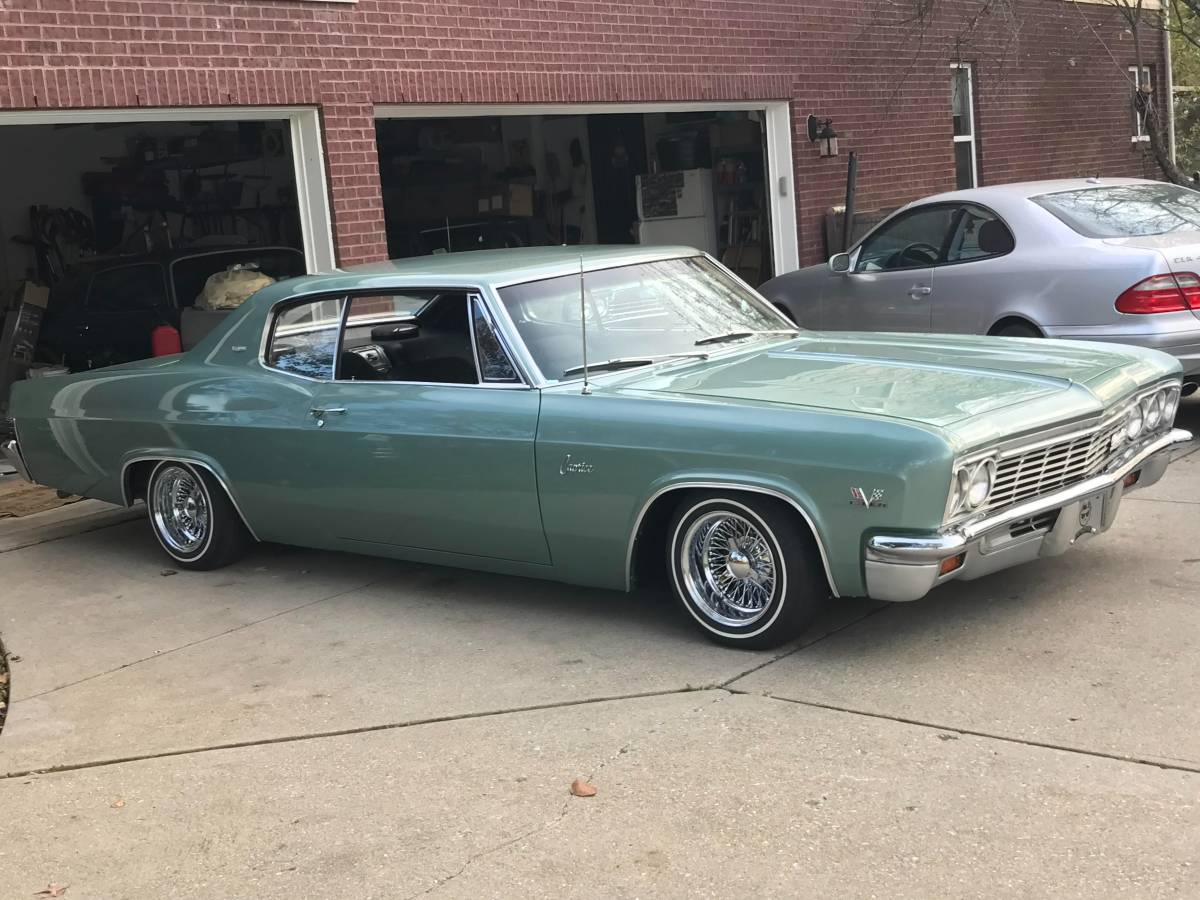 Chevrolet-Caprice-1966
