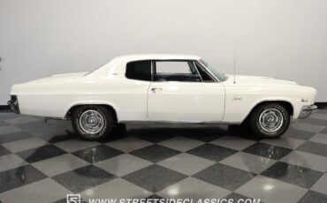 Chevrolet-Caprice-1966-Coupe-12