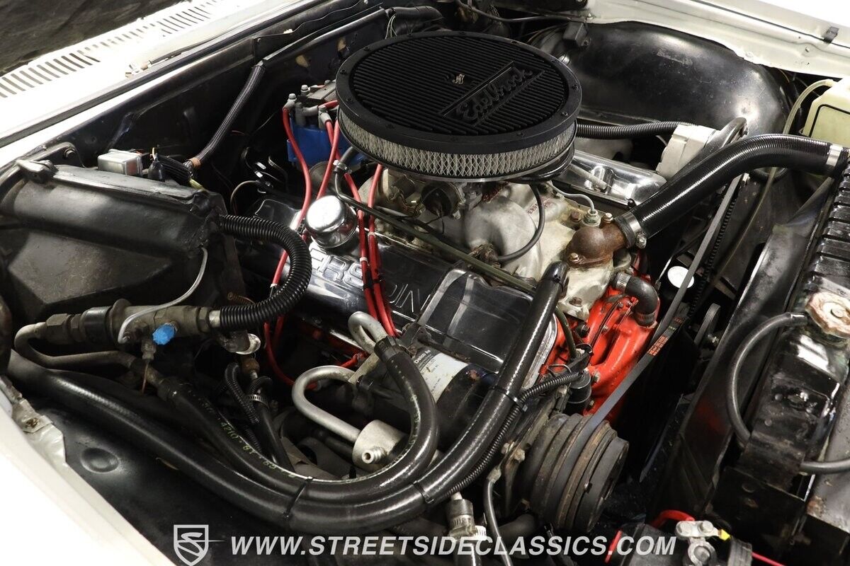 Chevrolet-Caprice-1966-Coupe-31