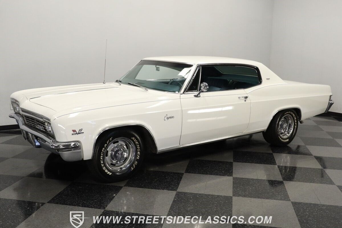 Chevrolet-Caprice-1966-Coupe-5