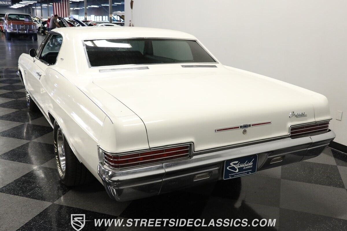 Chevrolet-Caprice-1966-Coupe-7