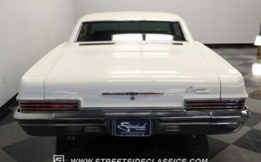 Chevrolet-Caprice-1966-Coupe-8