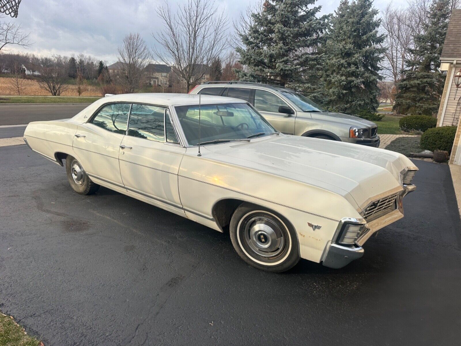 Chevrolet-Caprice-1967-Sedan-7