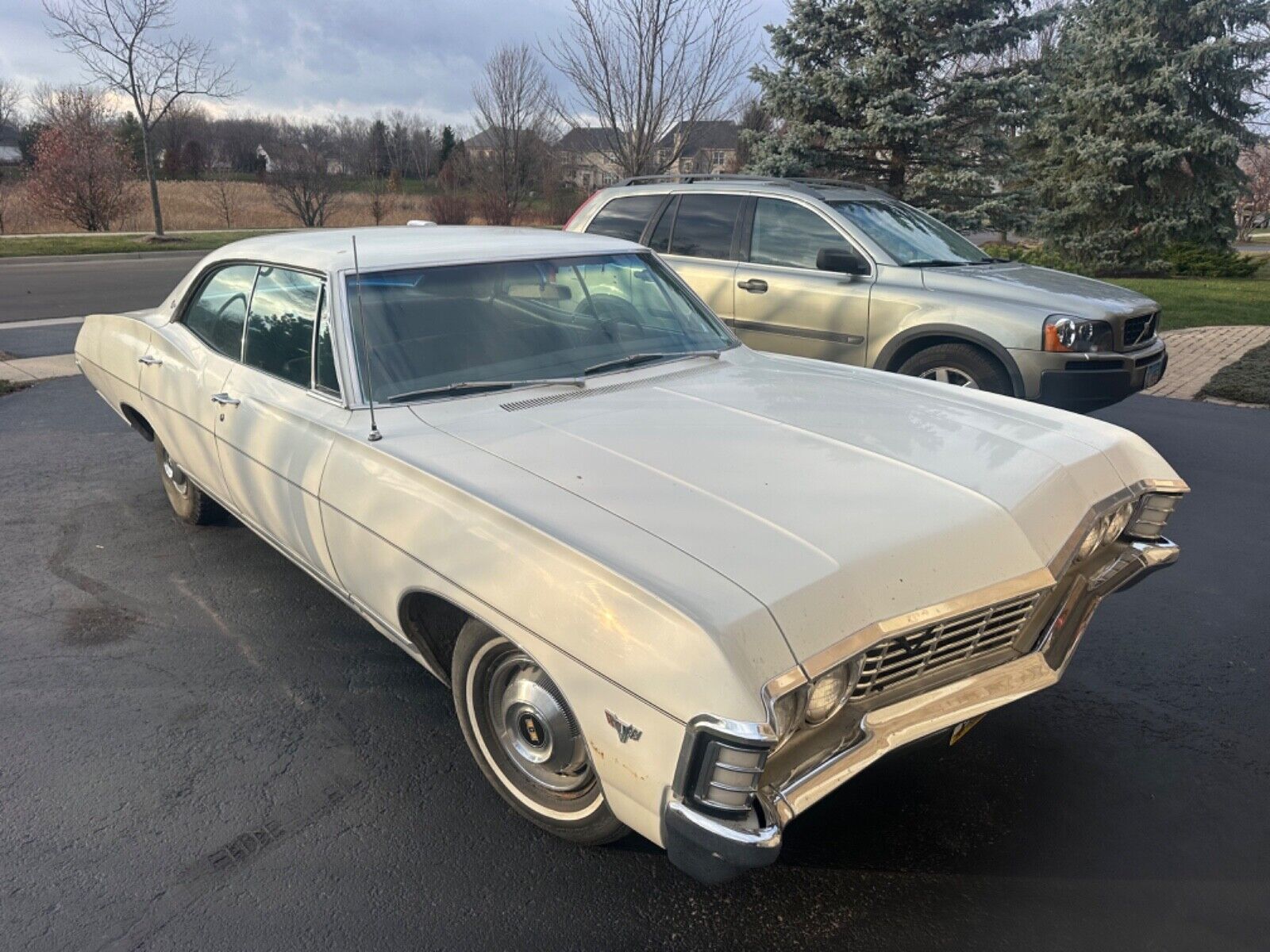 Chevrolet-Caprice-1967-Sedan
