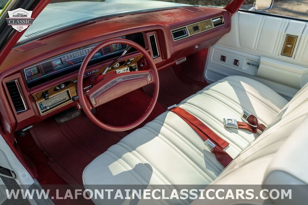 Chevrolet-Caprice-1975-1