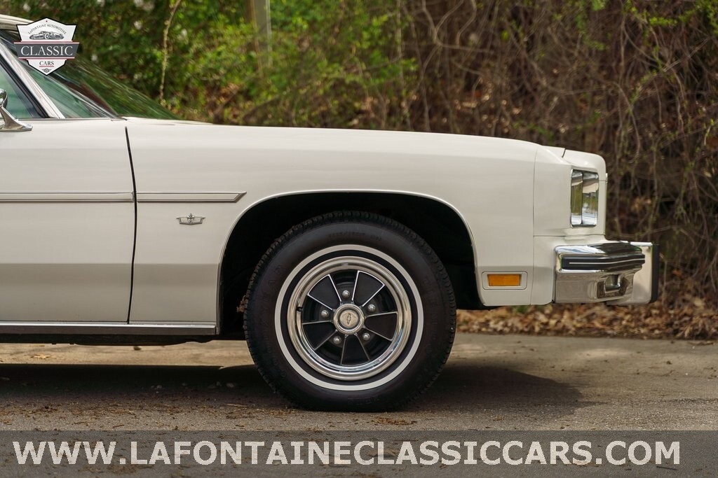Chevrolet-Caprice-1975-11
