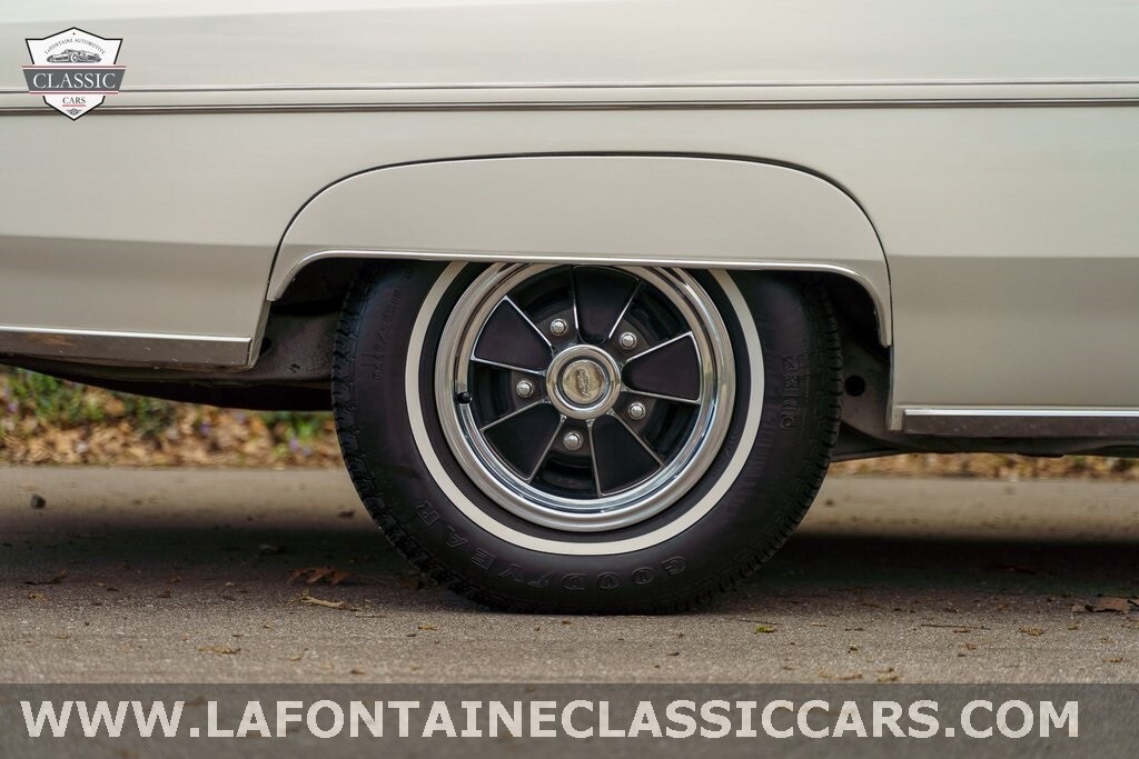 Chevrolet-Caprice-1975-14