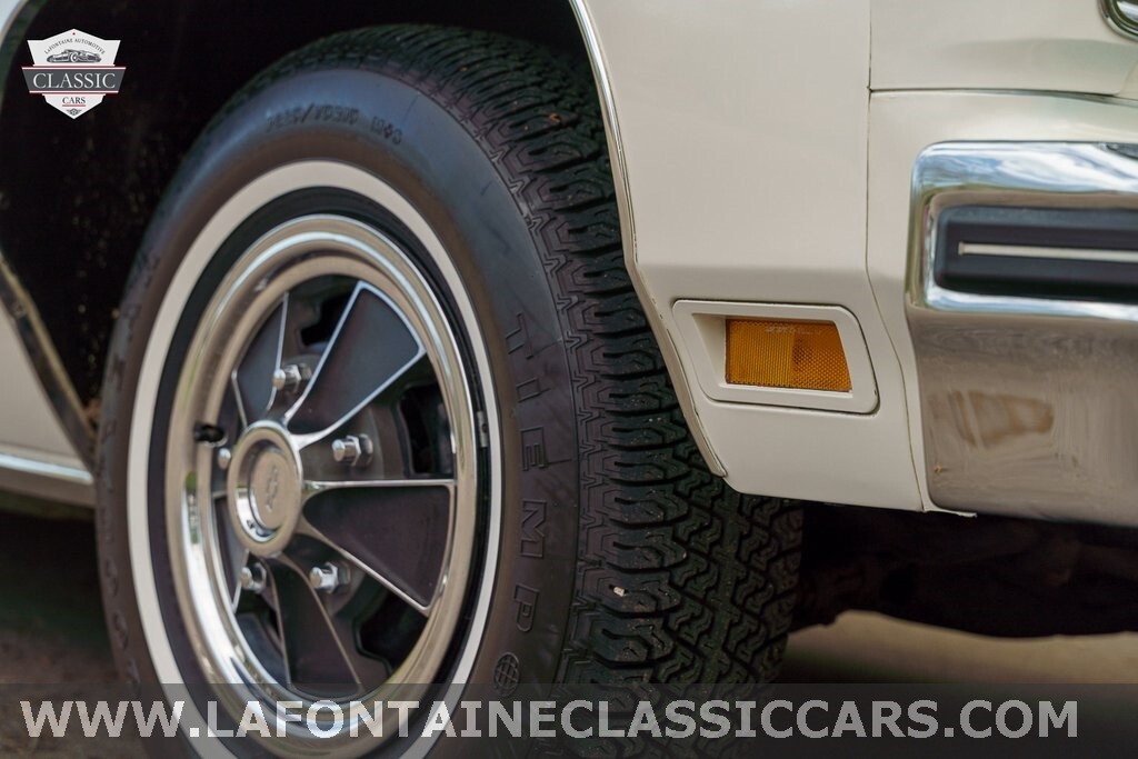 Chevrolet-Caprice-1975-17