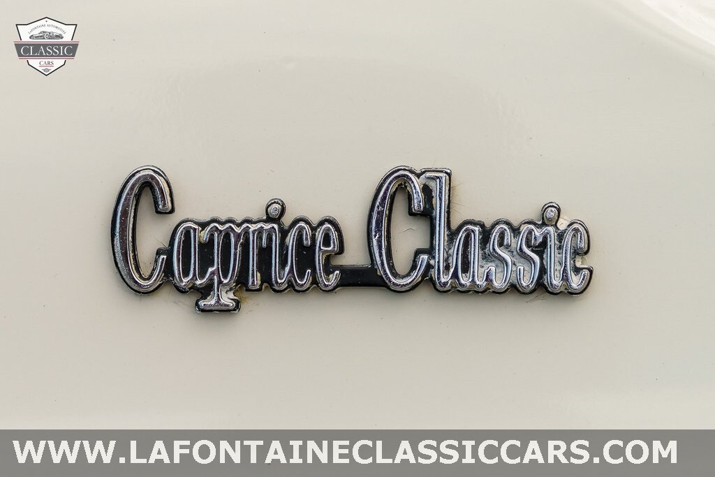 Chevrolet-Caprice-1975-20