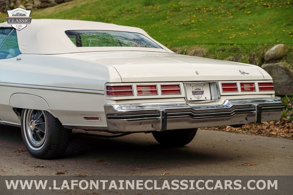 Chevrolet-Caprice-1975-25
