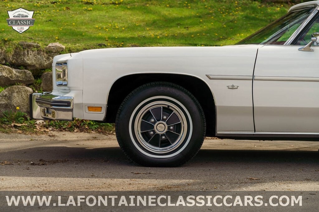 Chevrolet-Caprice-1975-26