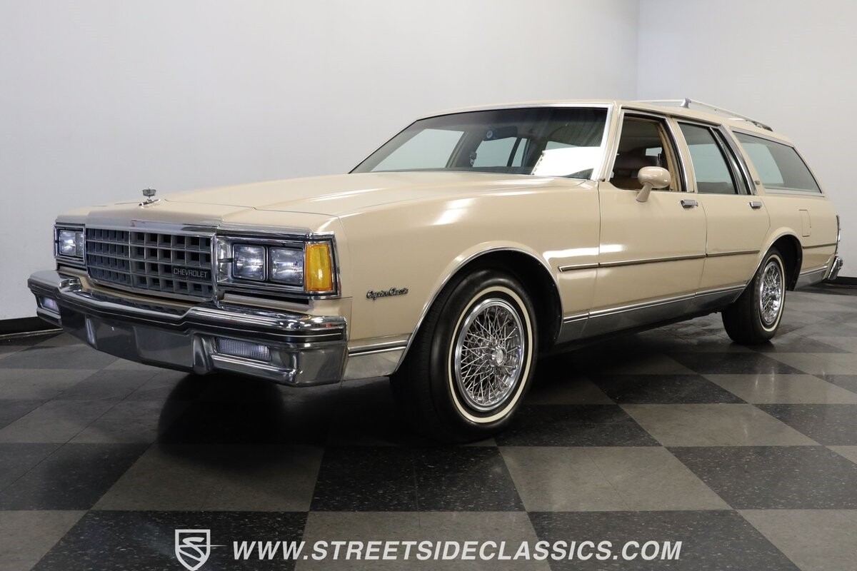 Chevrolet-Caprice-1981-Station-Wagon-21