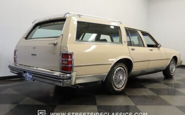 Chevrolet-Caprice-1981-Station-Wagon-26