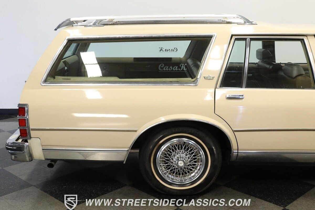 Chevrolet-Caprice-1981-Station-Wagon-27