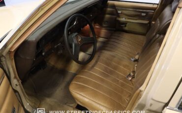 Chevrolet-Caprice-1981-Station-Wagon-4