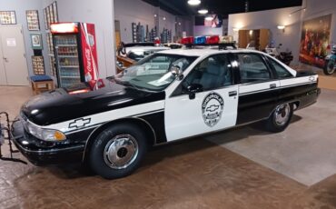 Chevrolet-Caprice-1991-Sedan
