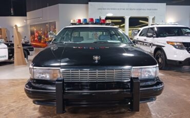 Chevrolet-Caprice-1991-Sedan-4