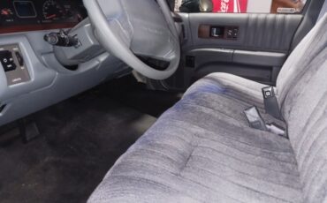 Chevrolet-Caprice-1991-Sedan-5