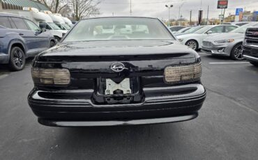 Chevrolet-Caprice-1995-black-4
