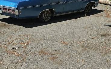 Chevrolet-Caprice-classic-1969-blue