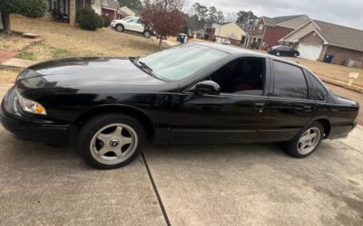 Chevrolet Caprice classic & classic wagon  1995 black