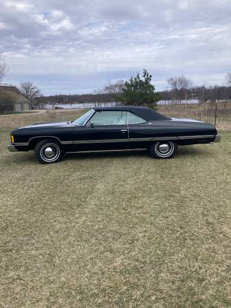 Chevrolet-Caprice-classic-convertible-1974-1