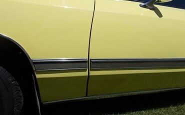 Chevrolet-Caprice-convertible-1974-yellow-5