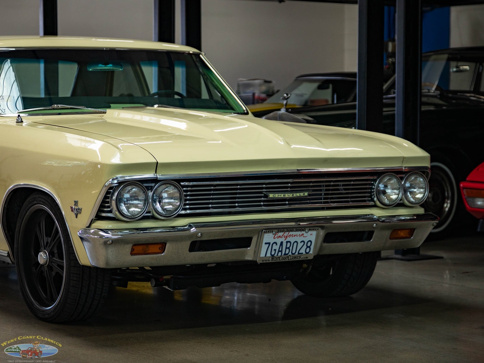 Chevrolet-Chevelle-1966-2-Door-Sedan-11