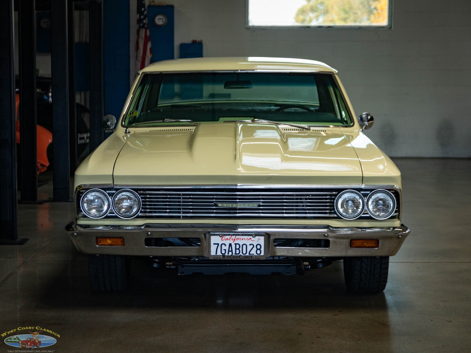 Chevrolet-Chevelle-1966-2-Door-Sedan-12