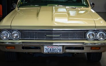 Chevrolet-Chevelle-1966-2-Door-Sedan-14
