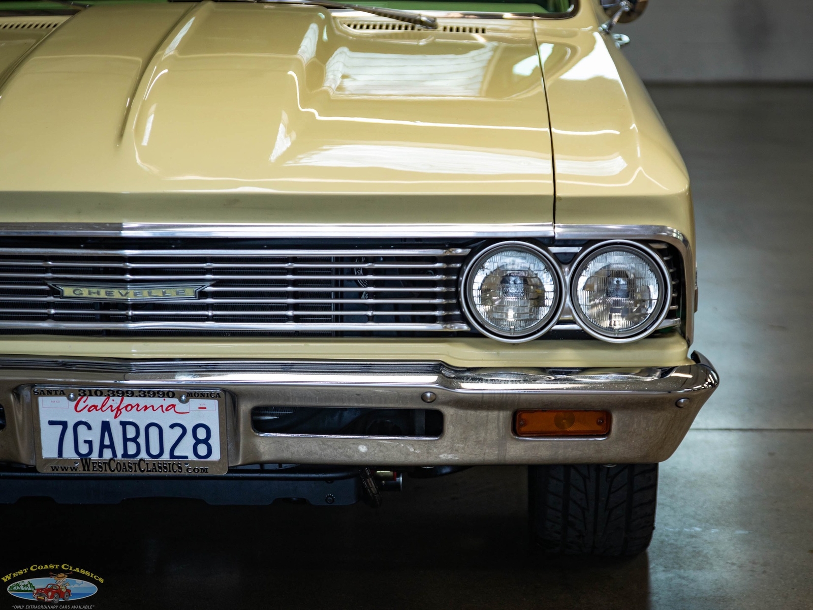 Chevrolet-Chevelle-1966-2-Door-Sedan-15