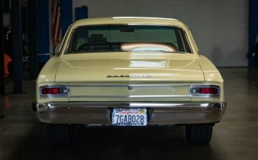 Chevrolet-Chevelle-1966-2-Door-Sedan-16