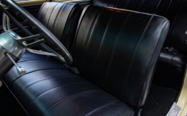 Chevrolet-Chevelle-1966-2-Door-Sedan-26