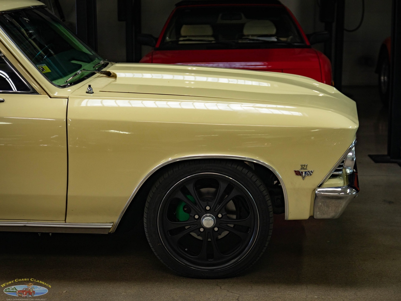 Chevrolet-Chevelle-1966-2-Door-Sedan-3