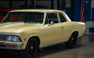 Chevrolet-Chevelle-1966-2-Door-Sedan-8