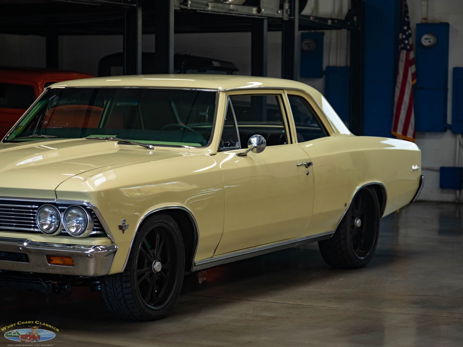 Chevrolet-Chevelle-1966-2-Door-Sedan-8