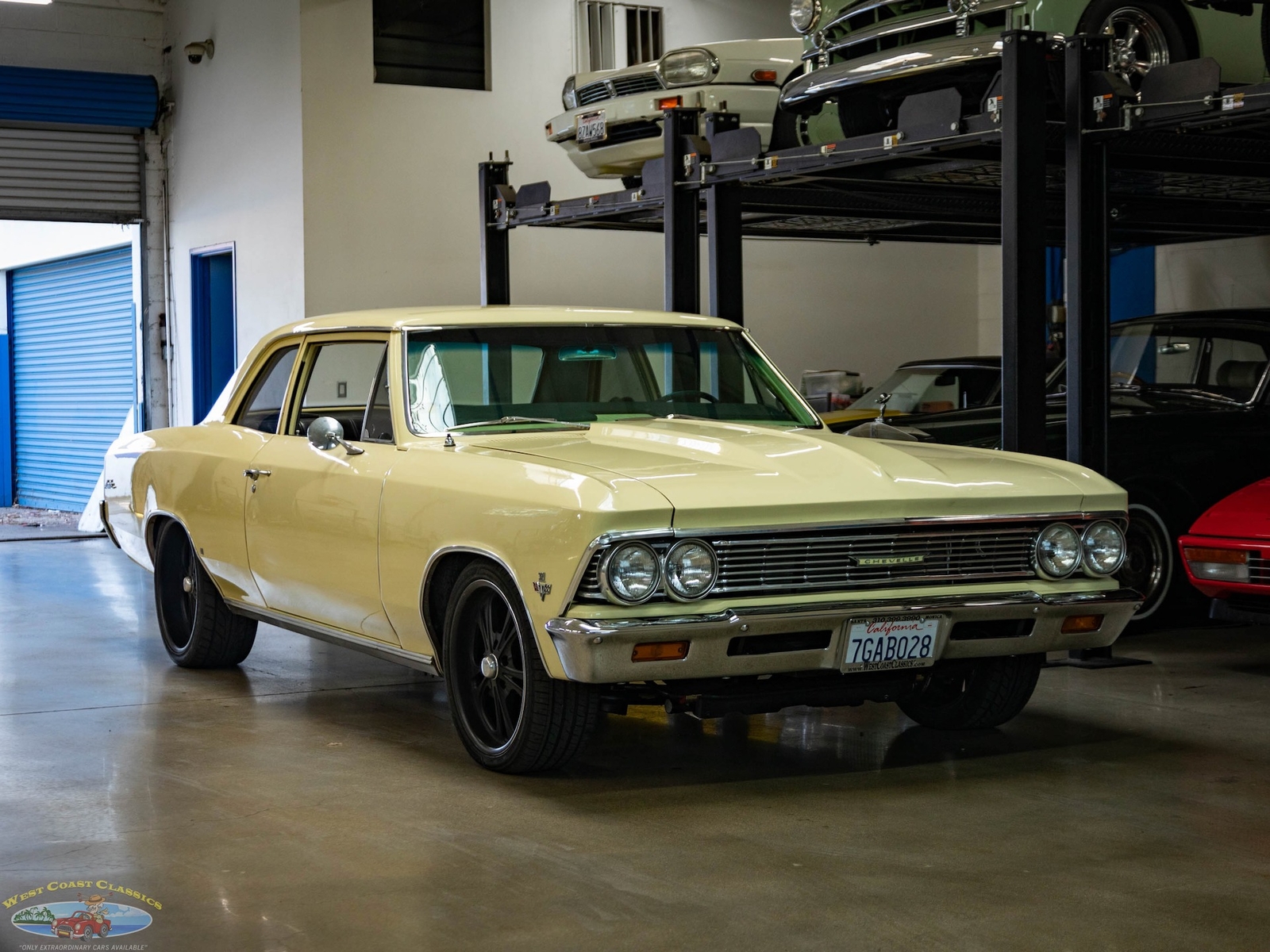 Chevrolet-Chevelle-1966-2-Door-Sedan-9