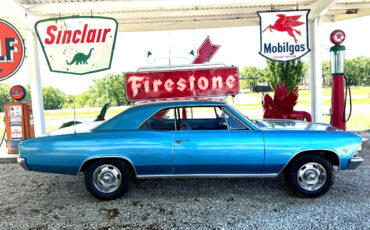 Chevrolet-Chevelle-1966-American-Muscle-Car-2