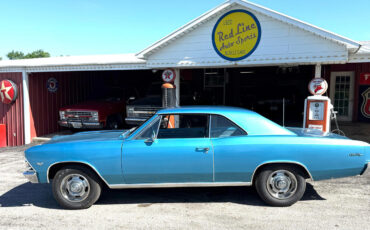Chevrolet-Chevelle-1966-American-Muscle-Car-3