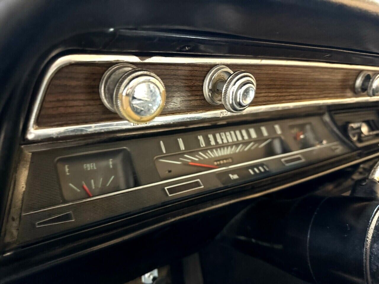 Chevrolet-Chevelle-1967-American-Muscle-Car-32