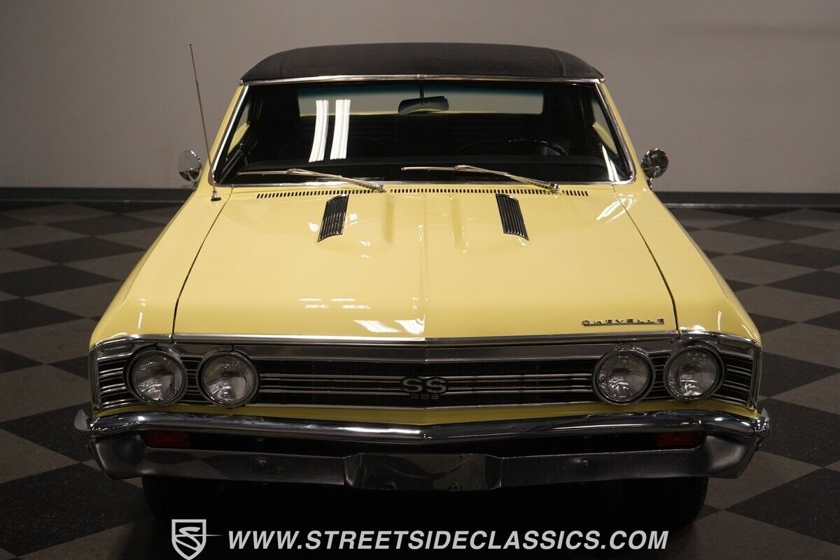 Chevrolet-Chevelle-1967-Hardtop-21