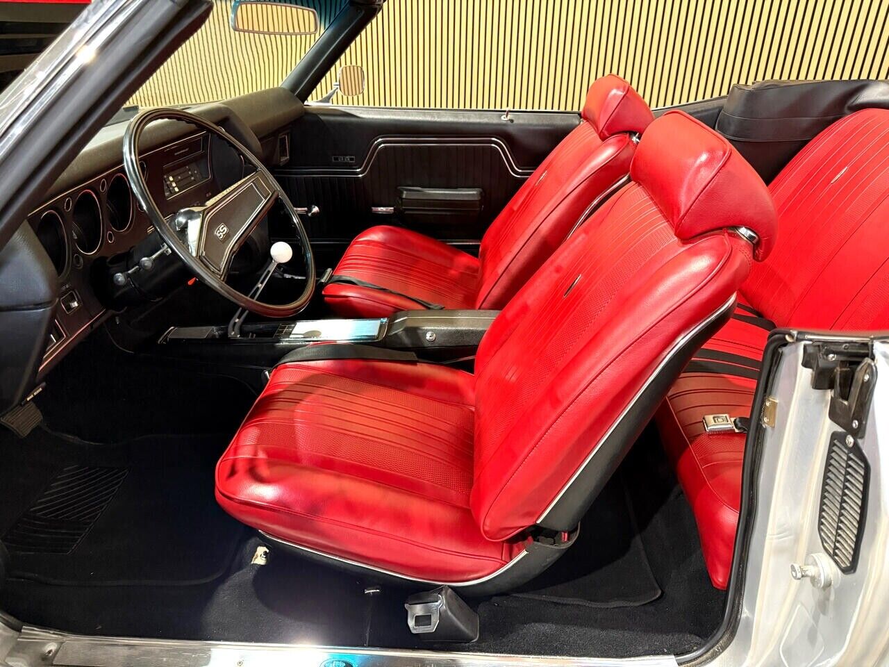 Chevrolet-Chevelle-1970-American-Muscle-Car-25